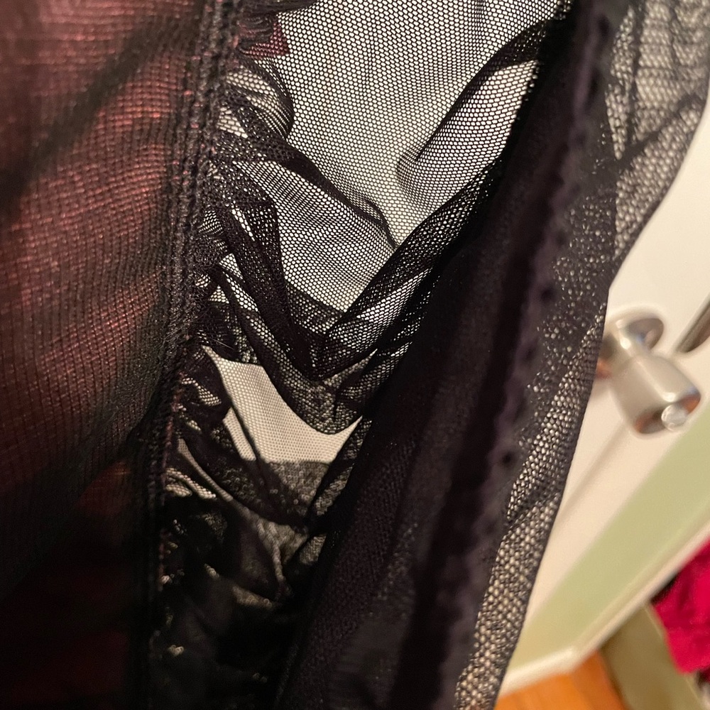 Intimate Attitudes lingerie - Picture 7 of 9